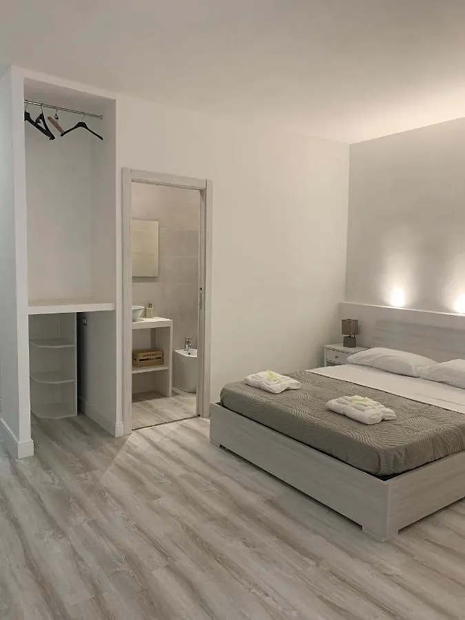 Cagliariparadiseapartment It Marina Appartement